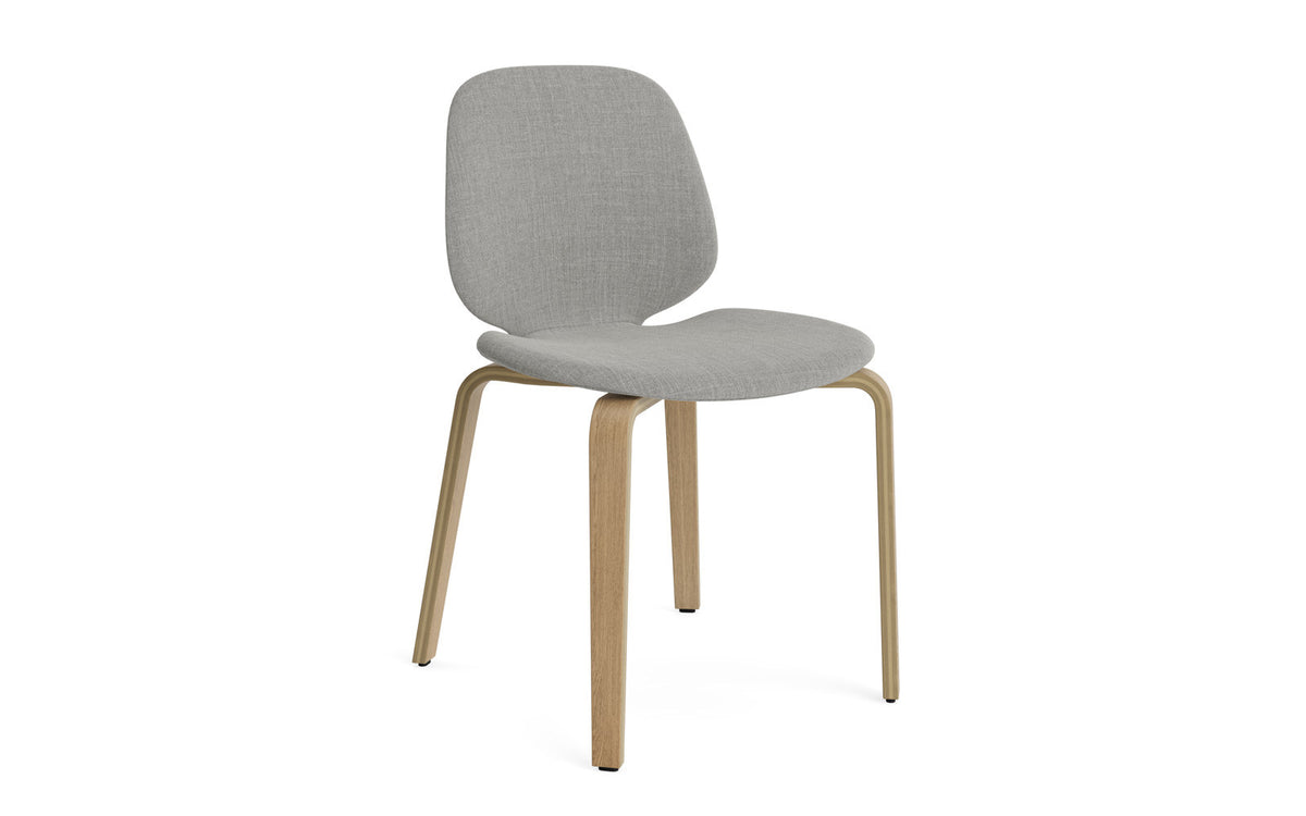 My Chair gepolstert Eiche in Remix 133 präsentiert im Onlineshop von KAQTU Design AG. Stuhl ist von Normann Copenhagen