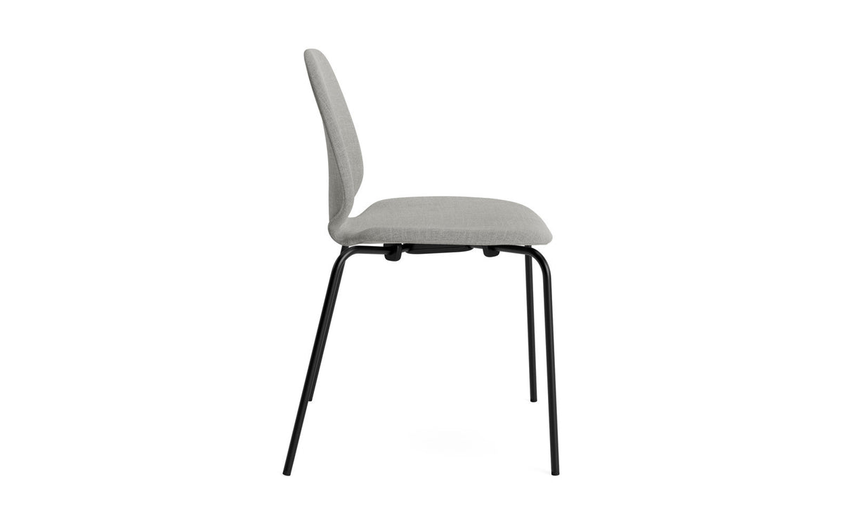 My Chair gepolstert in Remix 133 präsentiert im Onlineshop von KAQTU Design AG. Stuhl ist von Normann Copenhagen