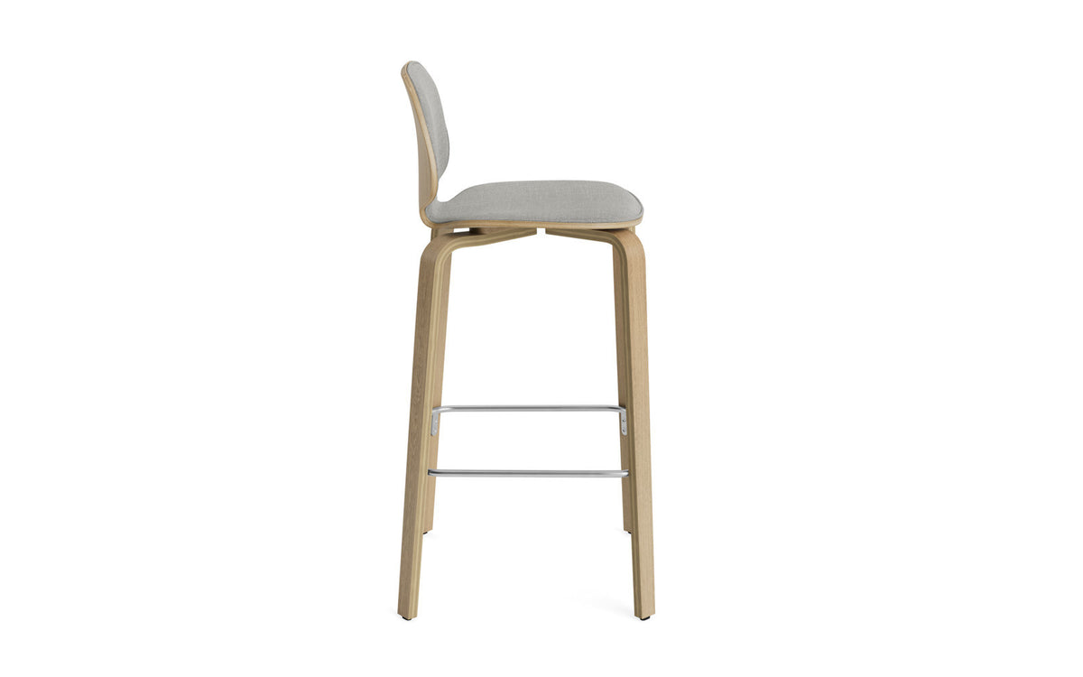 My Chair Barhocker 75 cm Frontpolster Holz in Remix 133 präsentiert im Onlineshop von KAQTU Design AG. Barstuhl ist von Normann Copenhagen