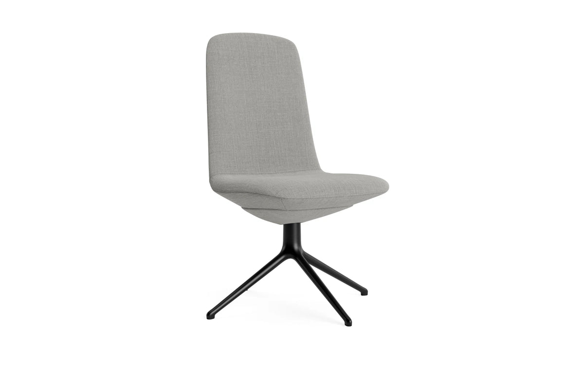 Off Stuhl hoch in Remix 133 präsentiert im Onlineshop von KAQTU Design AG. Bürostuhl ist von Normann Copenhagen