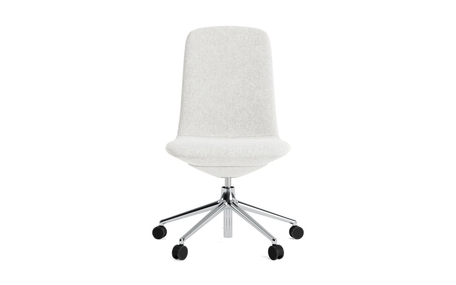 Entdecken Sie den eleganten Off Chair von Normann Copenhagen – ein stilvoller Bürostuhl mit Gaslift, Drehgestell und Rollen für höchsten Komfort.