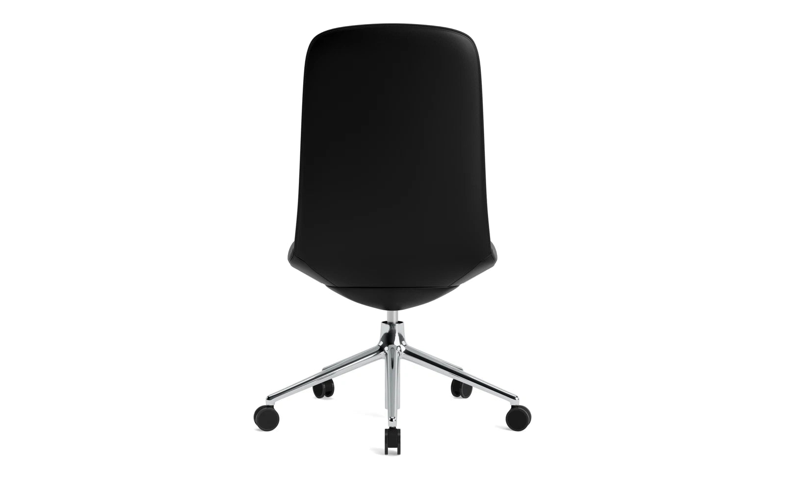 Entdecken Sie den Off Chair niedrig 5W Gaslift Aluminium mit Kissen Ultra von Normann Copenhagen – ein eleganter, ergonomischer Stuhl für modernes Arbeiten.