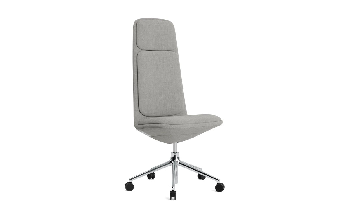 Off Chair hoch 5W gaslift aluminium mit kissen Remix in Remix 133 präsentiert im Onlineshop von KAQTU Design AG. Bürostuhl ist von Normann Copenhagen