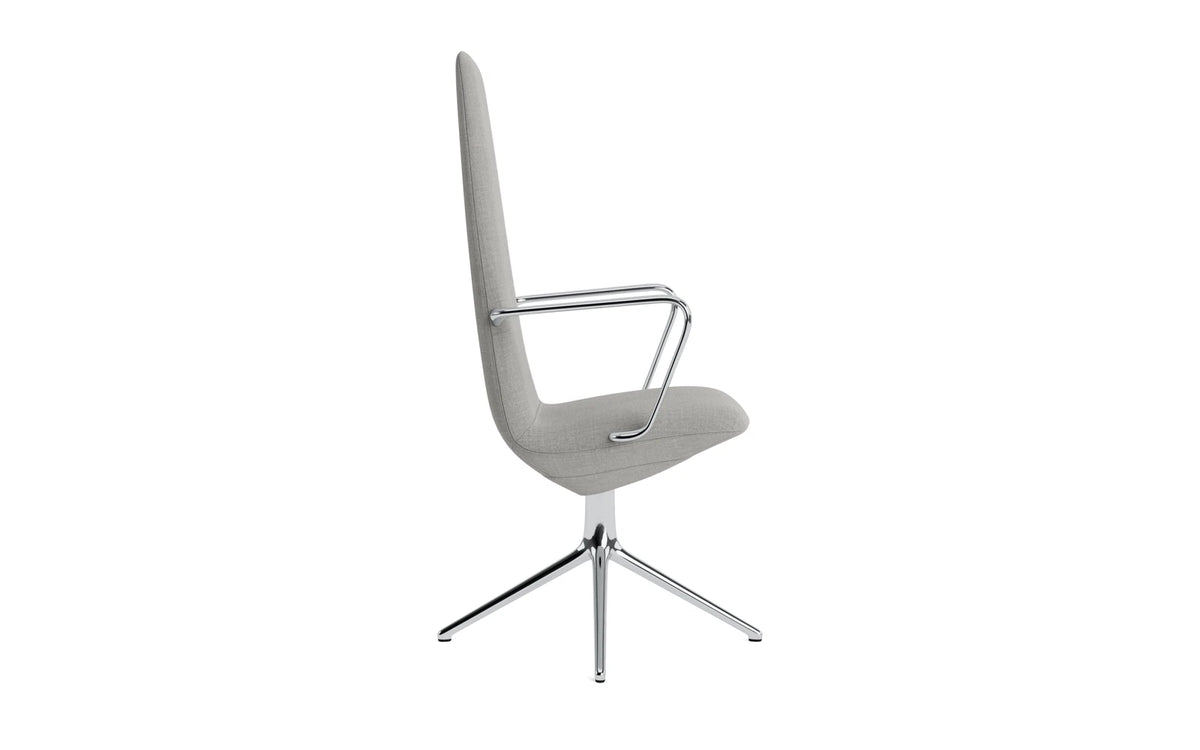 Off Armchair hoch mit Drehgestell 4B aluminium Remix in Remix 133 präsentiert im Onlineshop von KAQTU Design AG. Bürostuhl ist von Normann Copenhagen