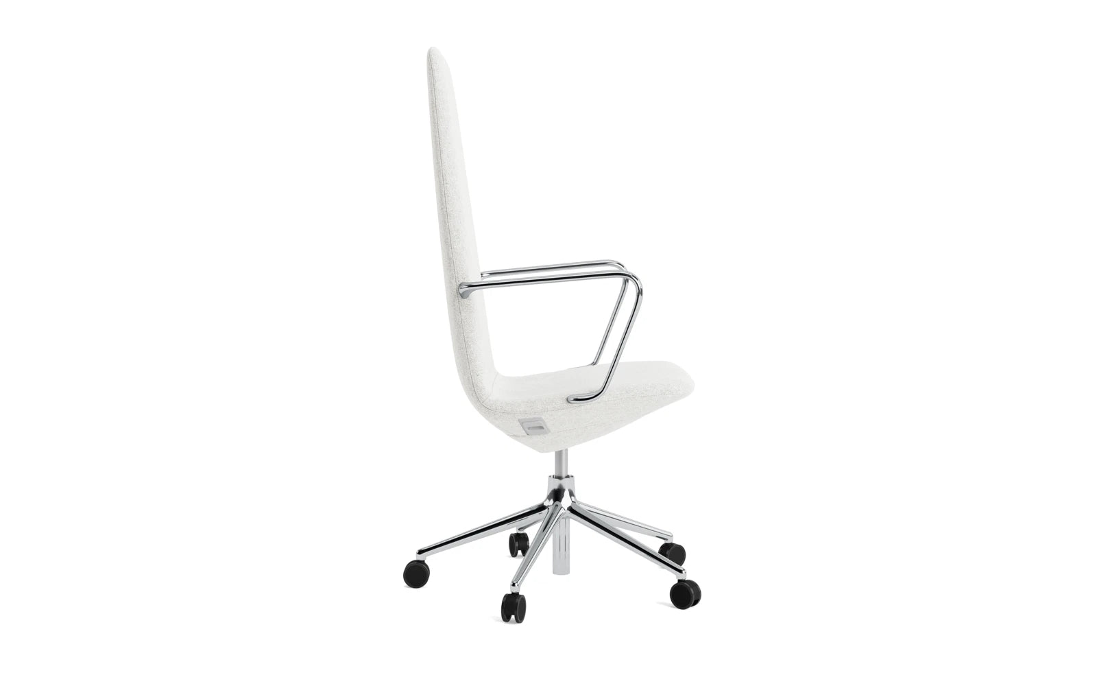 Erleben Sie den Off Armchair Hoch von Normann Copenhagen – ein eleganter Bürostuhl mit hochwertigem Hallingdal-Stoff, der Komfort und Funktionalität vereint.