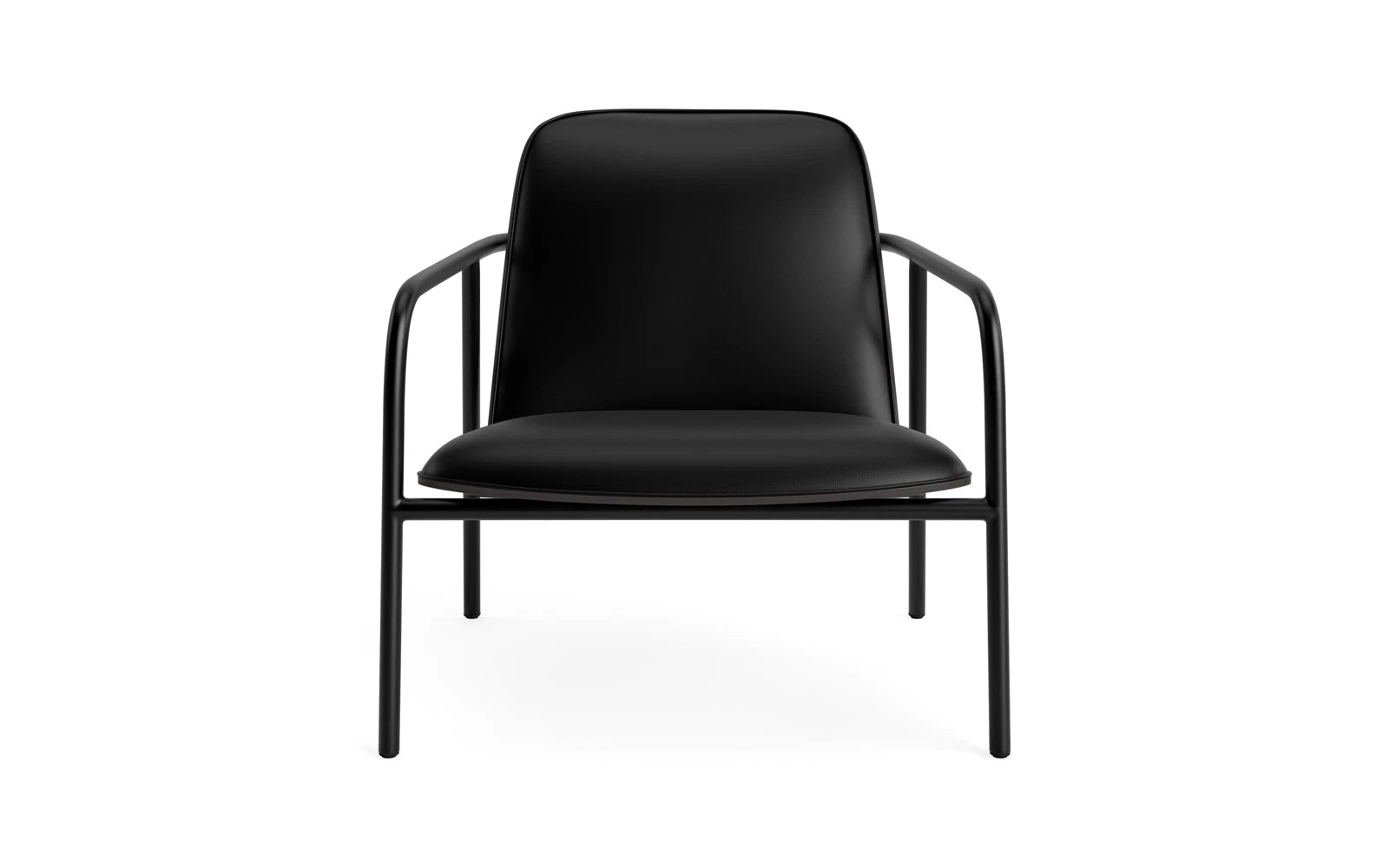 Entdecken Sie den eleganten Pad Lounge-Sessel von Normann Copenhagen in Schwarz. Hochwertige Materialien und modernes Design vereinen Komfort und Stil.