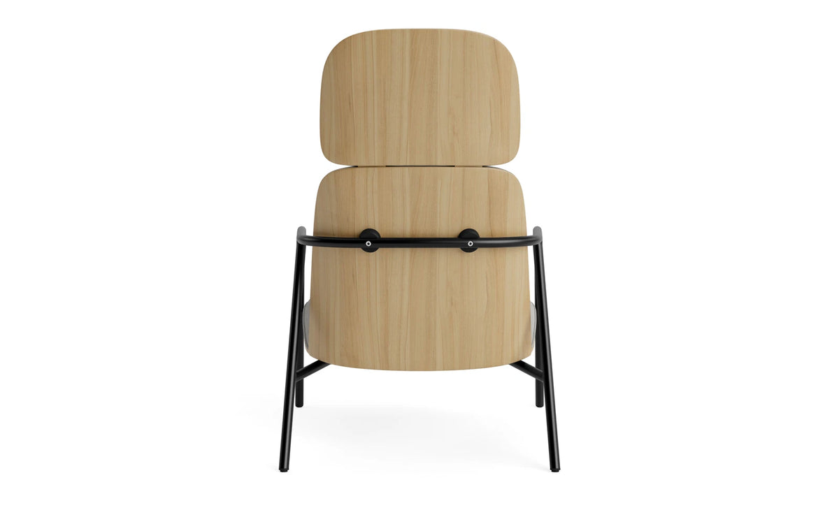 Pad Lounge-Sessel hoch schwarzem Stahl Eiche/Remix in Remix 133 präsentiert im Onlineshop von KAQTU Design AG. Drehsessel ist von Normann Copenhagen