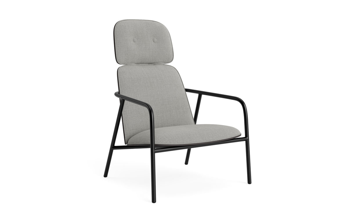 Pad Lounge-Sessel hoch schwarzem Stahl schwarz/Remix in Remix 133 präsentiert im Onlineshop von KAQTU Design AG. Drehsessel ist von Normann Copenhagen