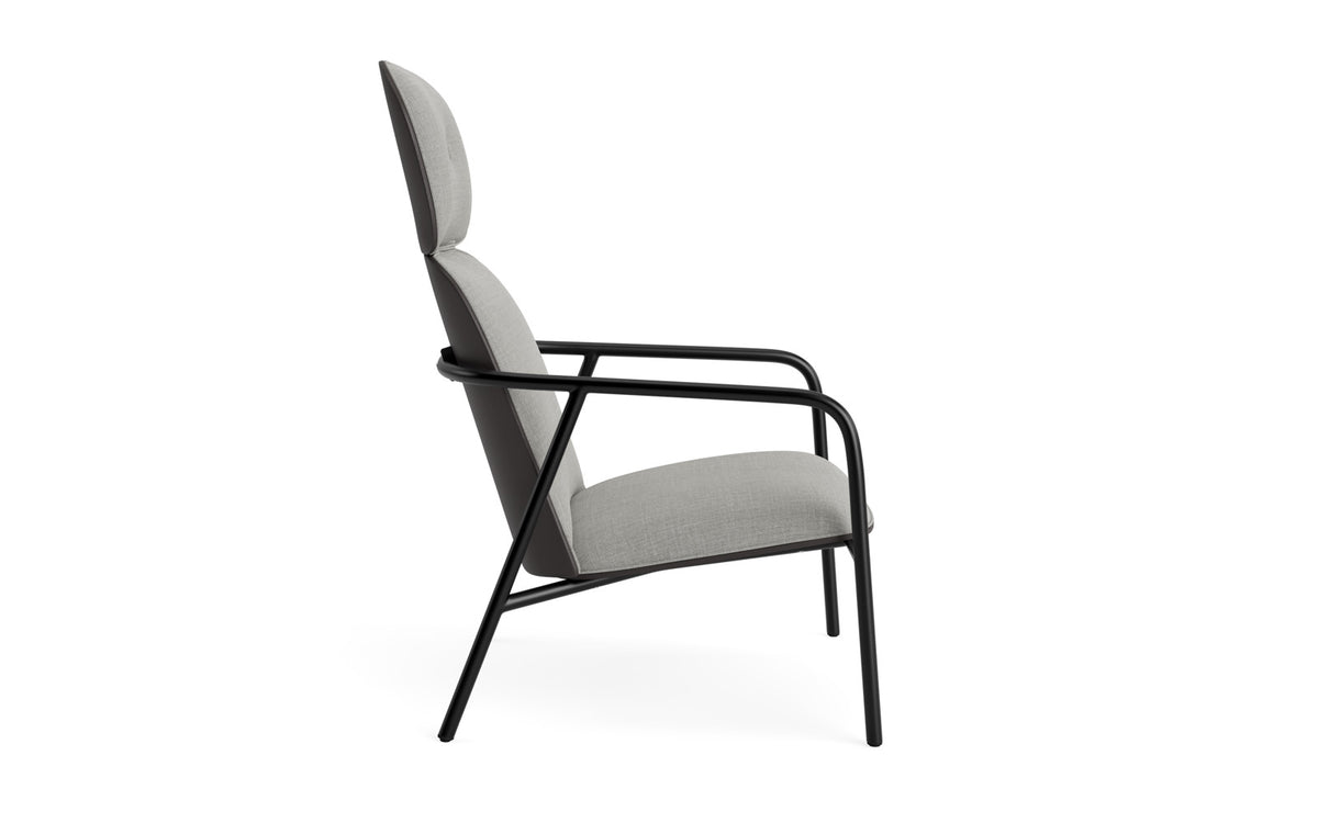 Pad Lounge-Sessel hoch schwarzem Stahl schwarz/Remix in Remix 133 präsentiert im Onlineshop von KAQTU Design AG. Drehsessel ist von Normann Copenhagen