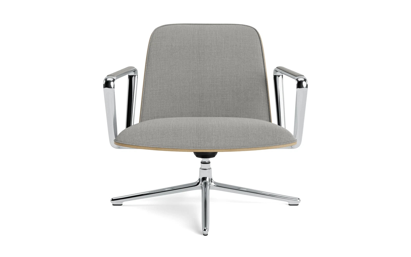 Entdecken Sie den eleganten Pad Lounge-Sessel von Normann Copenhagen – niedrig, drehbar und mit Kippfunktion. Ideal für stilvolle Lounges und Wohnräume.