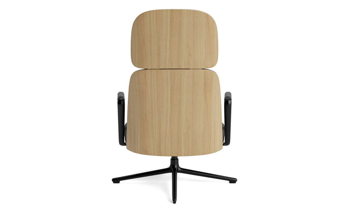 Pad Lounge-Sessel hoch mit Drehgestell und Kippfunktion Schwarz Alu Eiche/Ultra in Ultra 41599 präsentiert im Onlineshop von KAQTU Design AG. Drehsessel ist von Normann Copenhagen