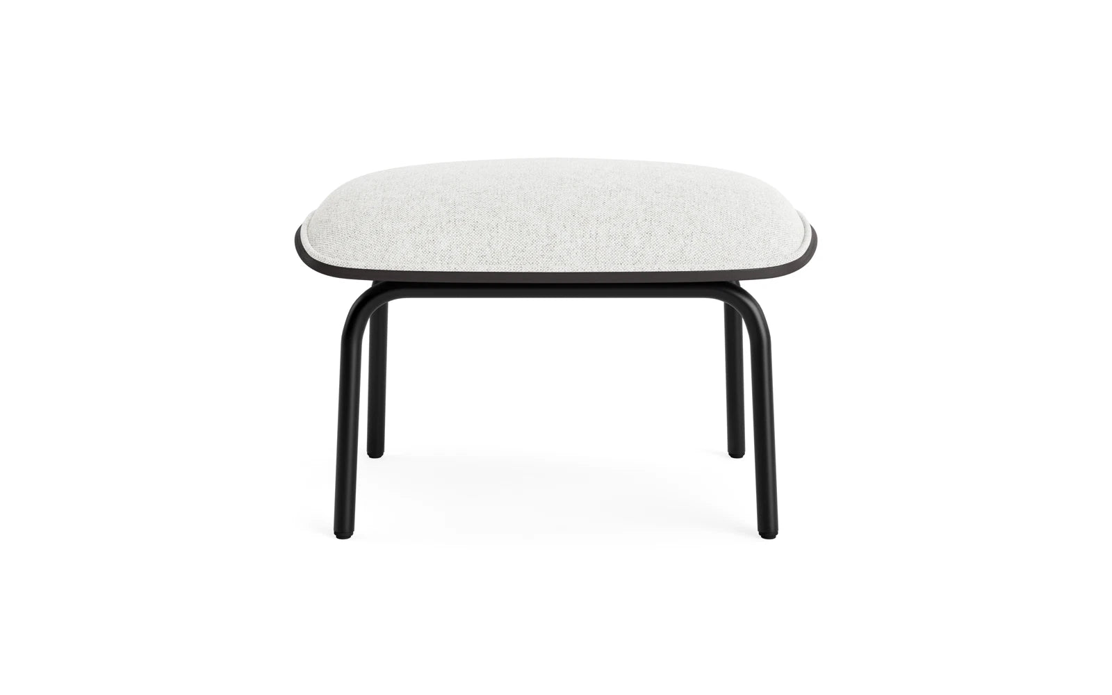 Entdecken Sie den eleganten Pad Fusshocker von Normann Copenhagen in schwarzem Stahl und Hallingdal 110. Perfekte Kombination aus Stil und Komfort für Ihr Zuhause.