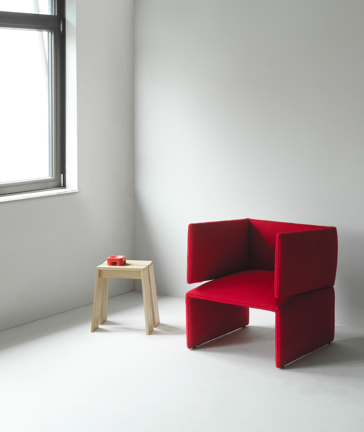 Fold Lounge-Sessel Ultra in Ultra 41599 präsentiert im Onlineshop von KAQTU Design AG. Sessel ist von Normann Copenhagen