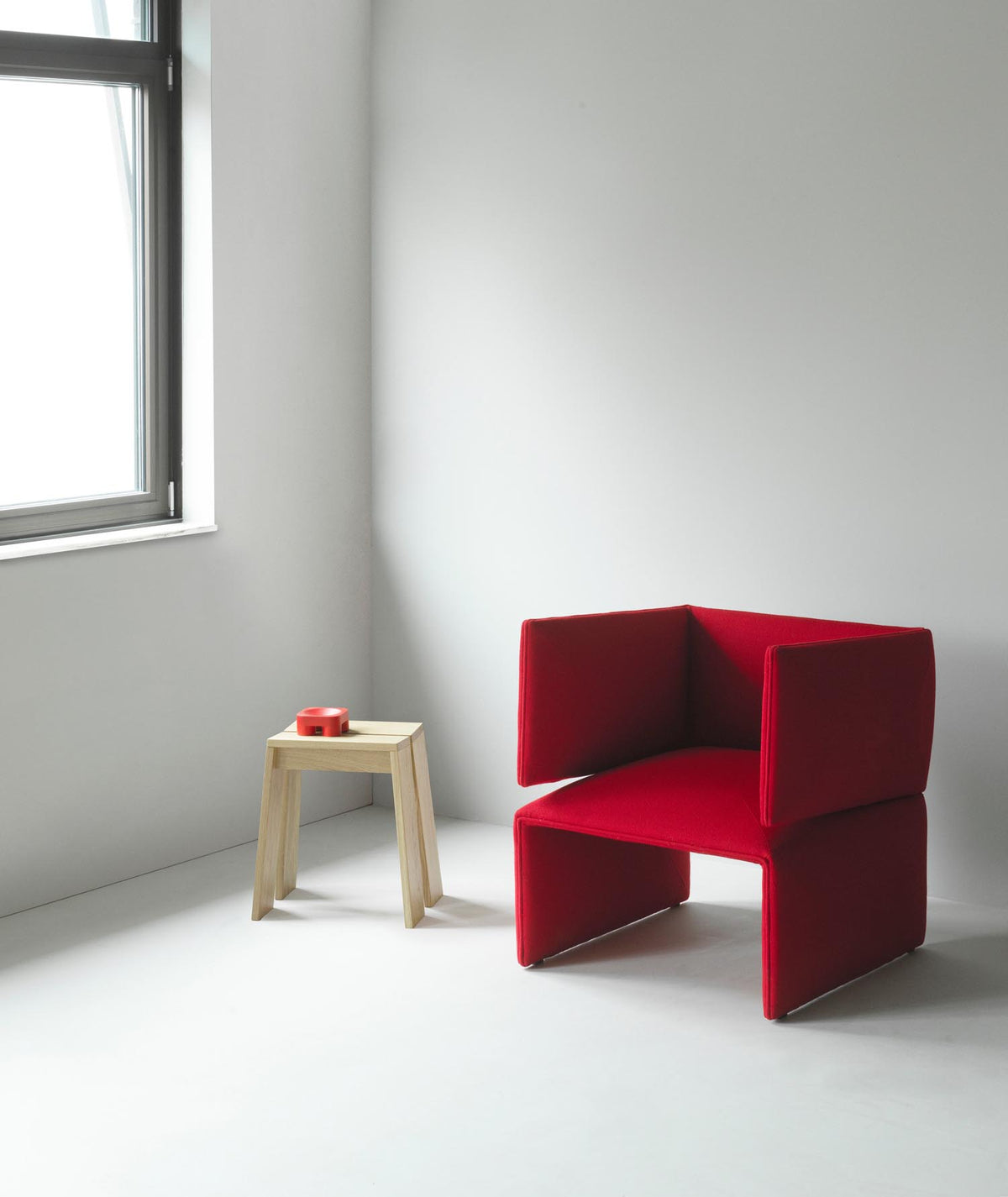 Fold Lounge-Sessel Ultra in Ultra 41599 präsentiert im Onlineshop von KAQTU Design AG. Sessel ist von Normann Copenhagen
