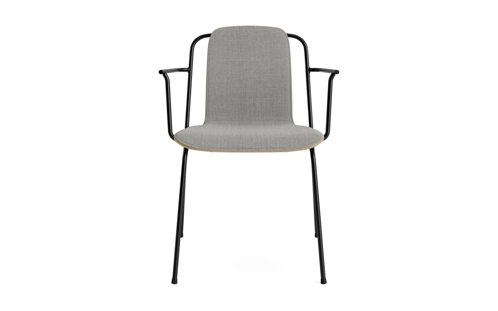 Entdecken Sie den eleganten Studio Armlehnstuhl von Normann Copenhagen. Mit schwarzem Stahlrahmen und Eiche-Frontpolster vereint er Stil und Komfort.