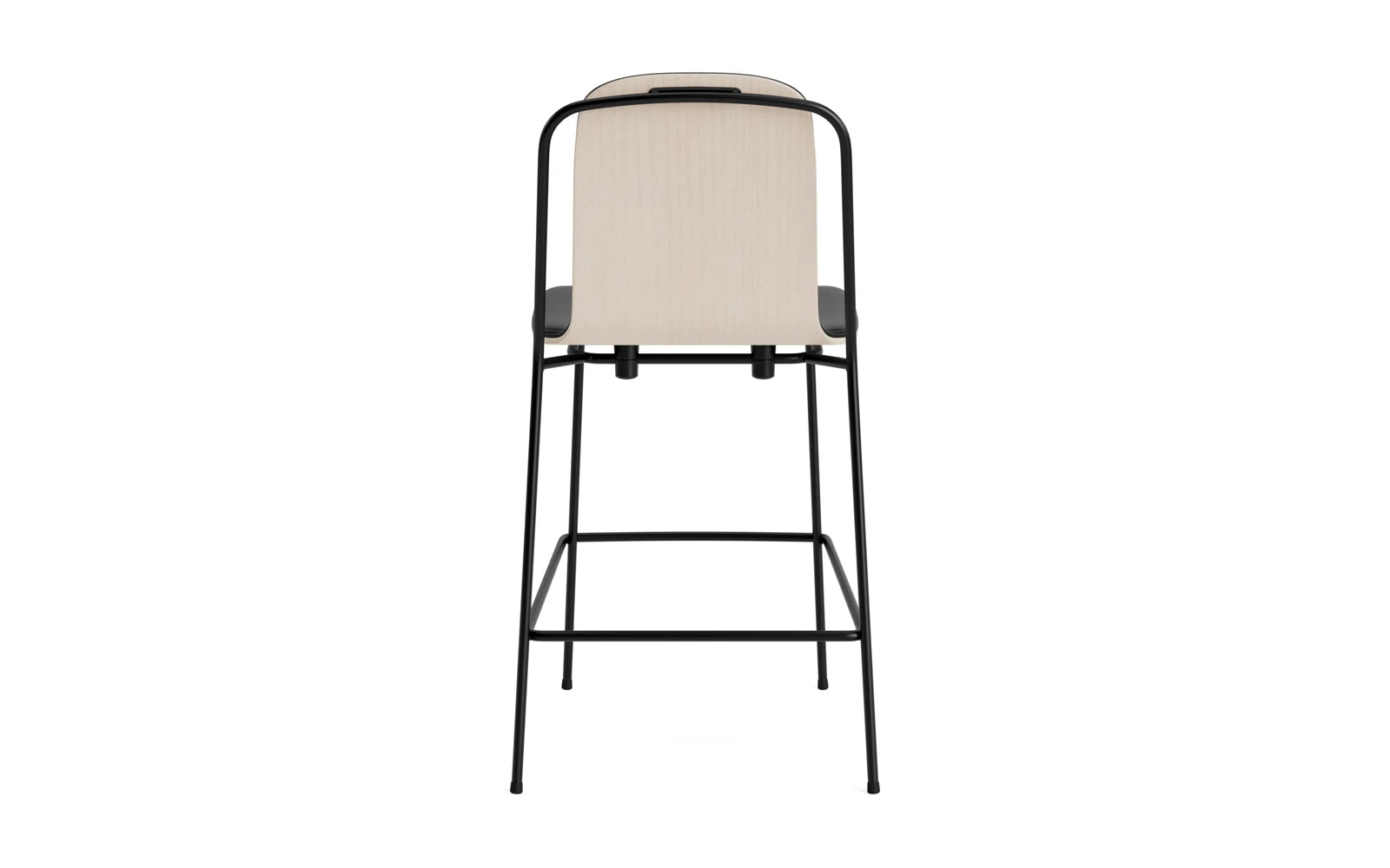 Entdecken Sie den stilvollen Studio Barstuhl 65 cm von Normann Copenhagen. Mit elegantem Stahlrahmen und hellgrauem Ultra-Polster vereint er Design und Funktionalität.