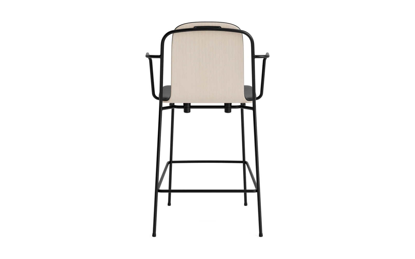 Entdecken Sie den eleganten Studio Barstuhl mit Armlehne von Normann Copenhagen. Hochwertiger Stahlrahmen, modernes Design und komfortables hellgraues Polster für jeden Raum.