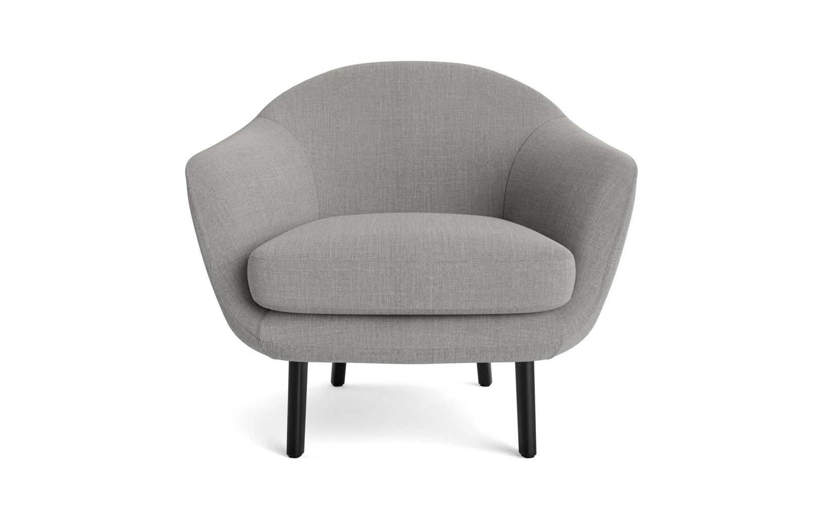 Entdecken Sie den Sum Sessel von Normann Copenhagen: modernes Design aus schwarzem Aluminium, einladende Form und vielseitige Kombinationsmöglichkeiten.