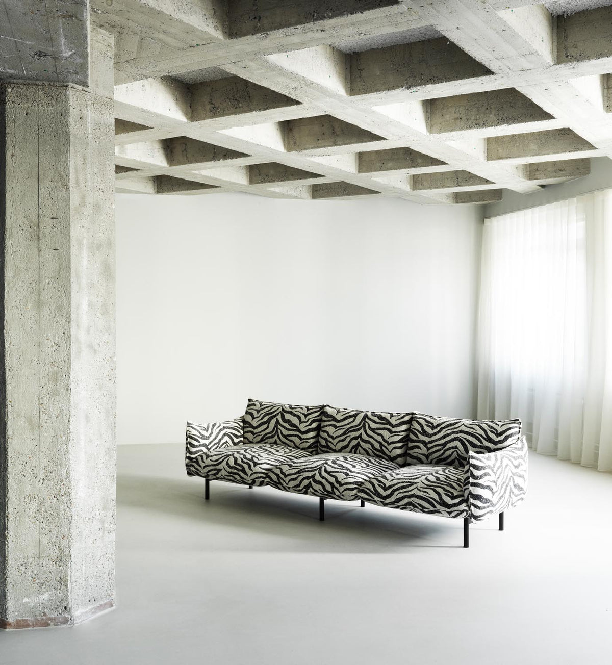 Ark modulares sofa 3-sitzer mitt Chaise Longue Remix in Remix 133 präsentiert im Onlineshop von KAQTU Design AG. L-Sofa rechts ist von Normann Copenhagen