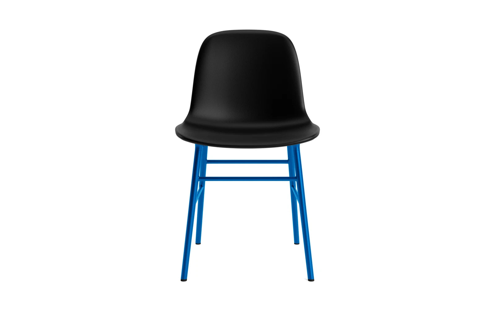 Erleben Sie den Form Stuhl in strahlendem Blau von Normann Copenhagen – ein elegantes Designstück, das Komfort und Stil perfekt kombiniert.
