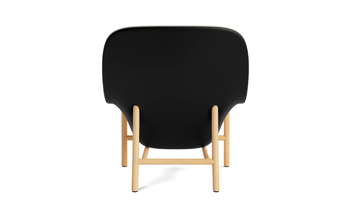 Drape Lounge-Sessel hoch Eiche Ultra in Ultra 41599 präsentiert im Onlineshop von KAQTU Design AG. Sessel ist von Normann Copenhagen
