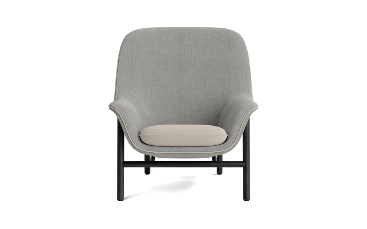 Drape Lounge-Sessel hoch schwarze Eiche Remix in Remix 133 präsentiert im Onlineshop von KAQTU Design AG. Sessel ist von Normann Copenhagen