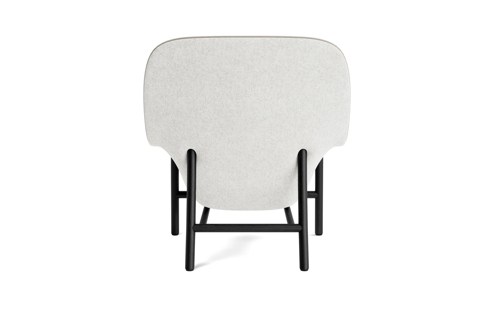 Erleben Sie den Drape Lounge-Sessel von Normann Copenhagen: Hoch schwarze Eiche, sanfte Kurven und erstklassige Materialien für höchsten Komfort.