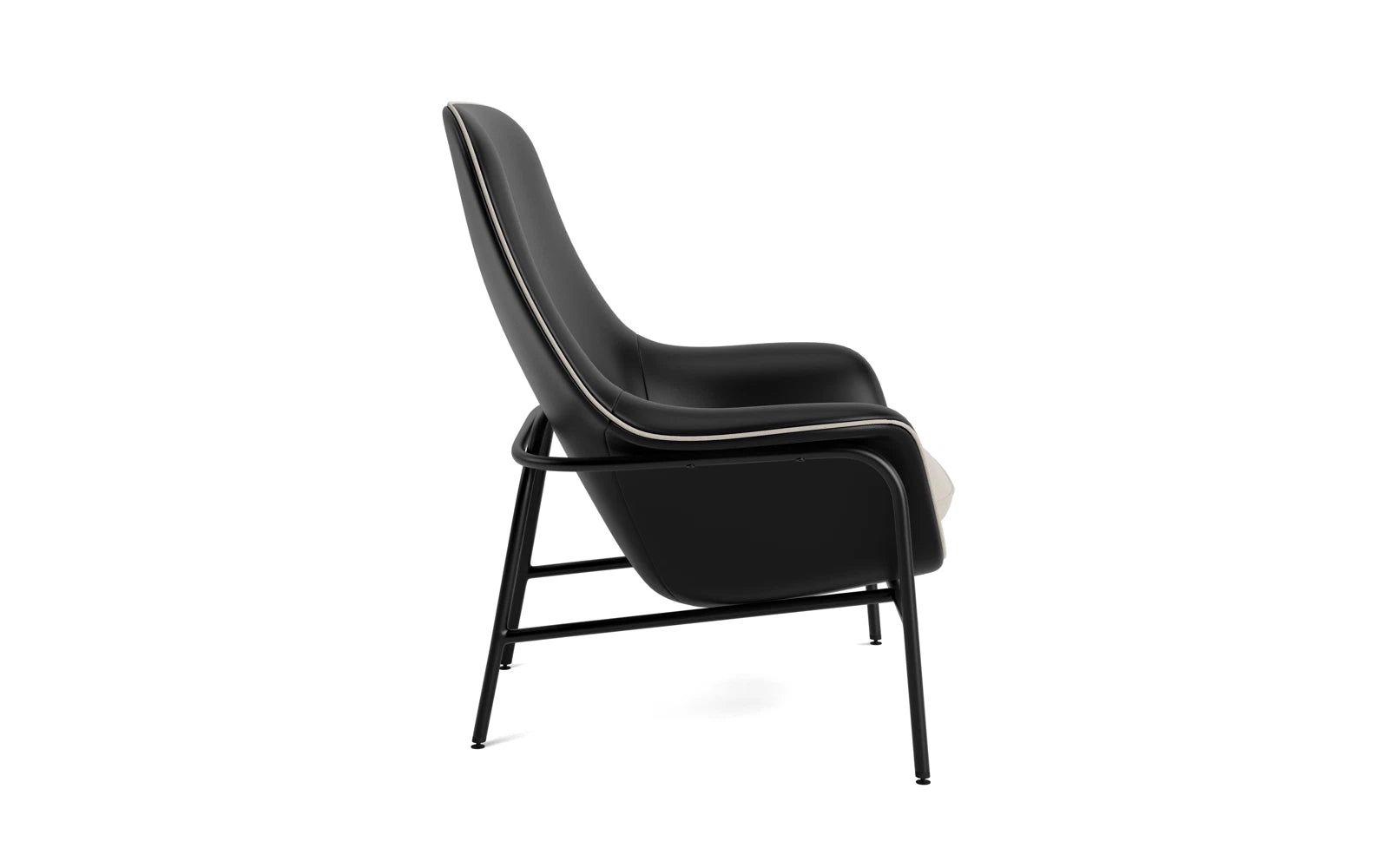 Genießen Sie den Drape Lounge-Sessel hoch in elegantem Schwarz. Stilvolles Design, außergewöhnlicher Komfort und nachhaltige Materialien vereinen sich.