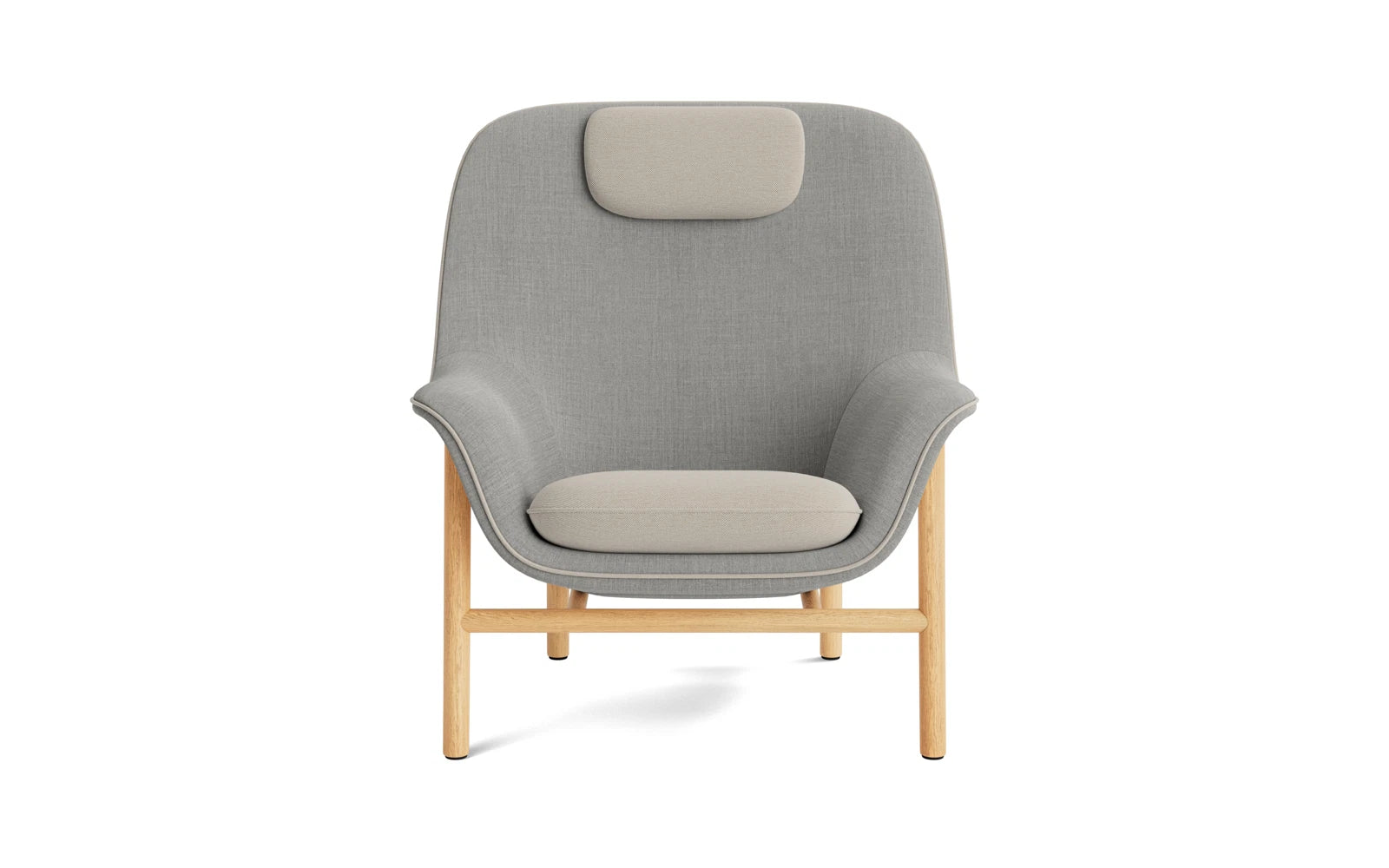 Erleben Sie den Drape Lounge-Sessel mit Kopfstütze von Normann Copenhagen – ein stilvolles Möbelstück, das Komfort und Nachhaltigkeit vereint.