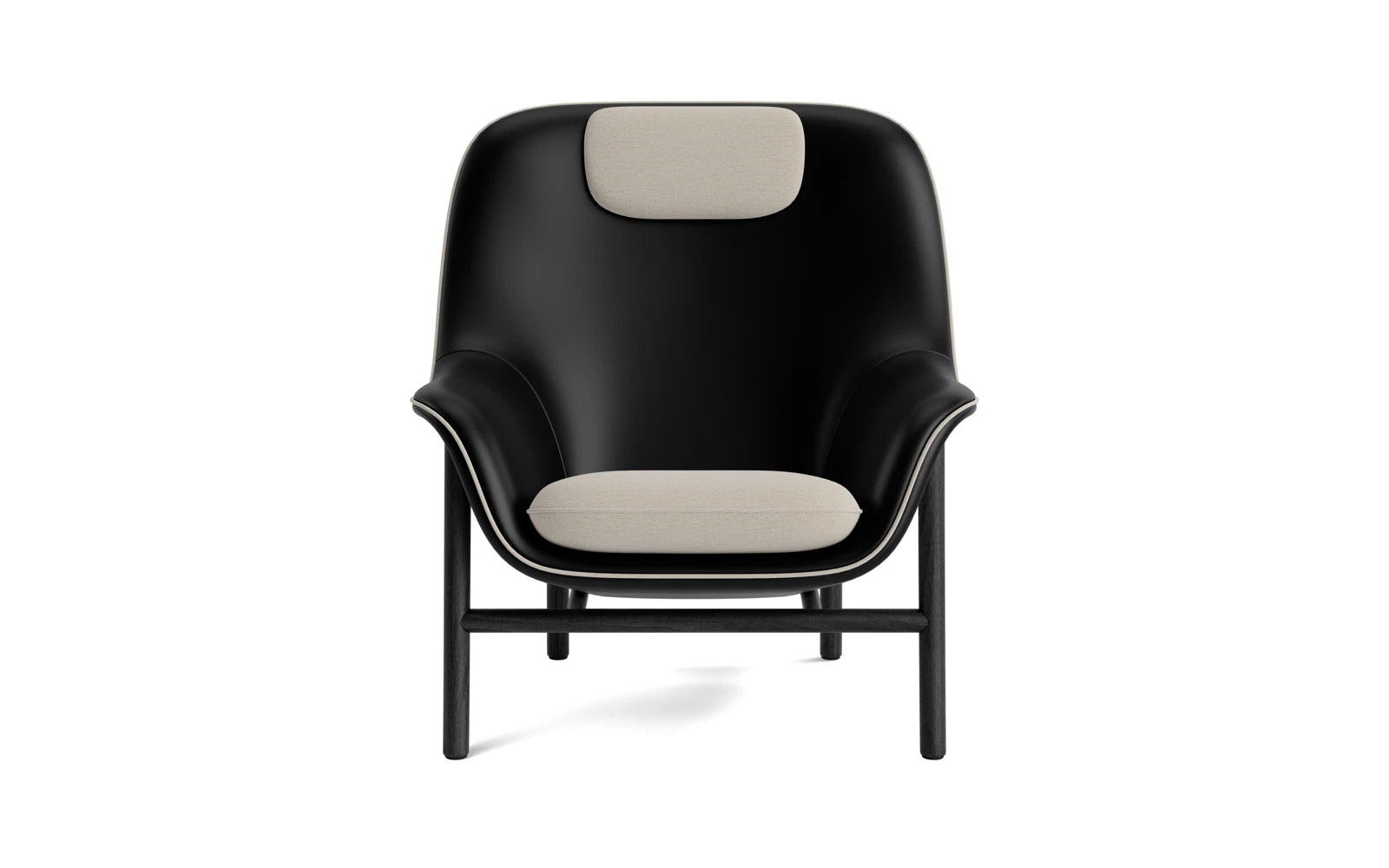 Erleben Sie den Drape Lounge-Sessel mit Kopfstütze in schwarzer Eiche Ultra – eine harmonische Verbindung von modernem Design und höchstem Sitzkomfort.