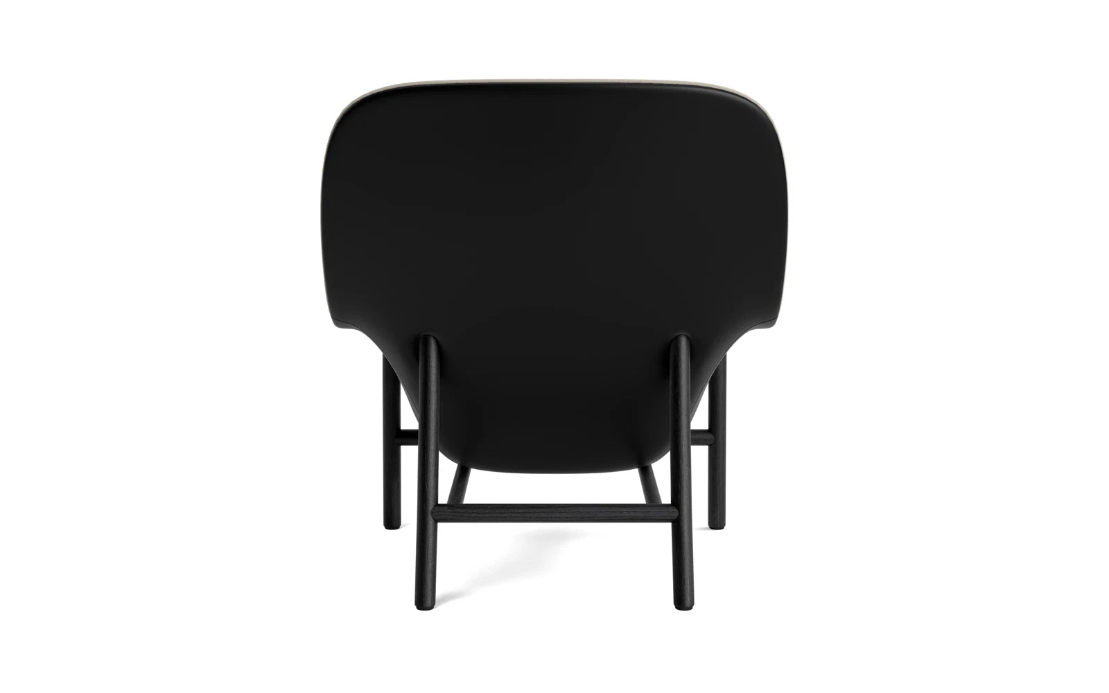 Erleben Sie den Drape Lounge-Sessel mit Kopfstütze in schwarzer Eiche Ultra – eine harmonische Verbindung von modernem Design, Komfort und Nachhaltigkeit.