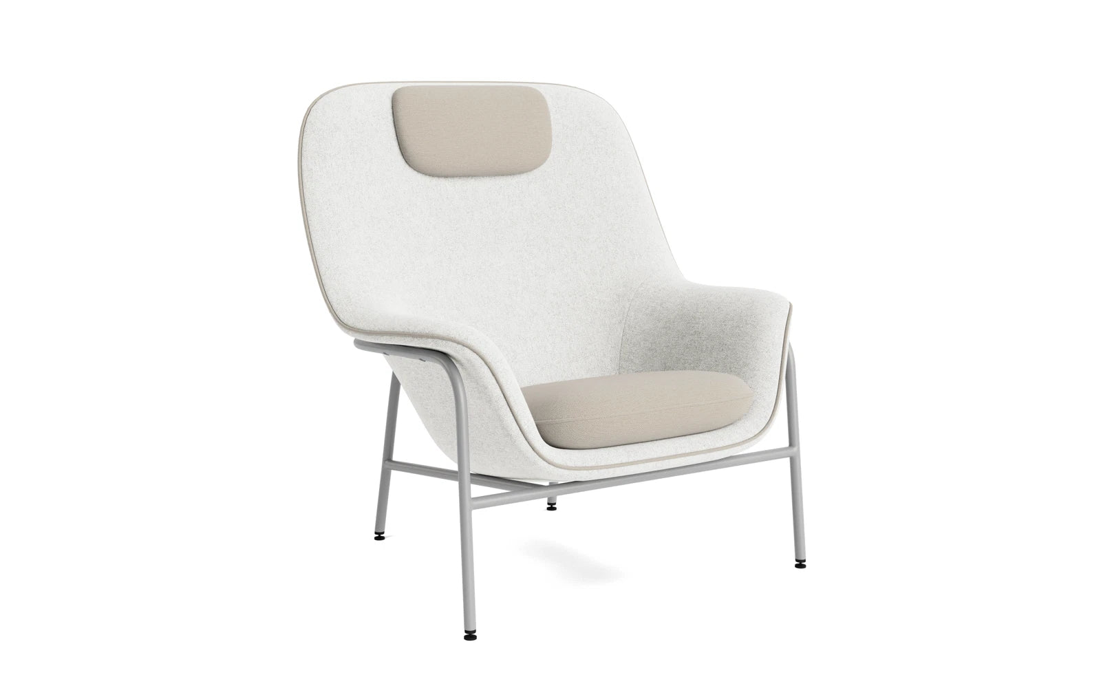 Stilvoller Drape Lounge Sessel Hoch mit Kopfstütze von Normann.