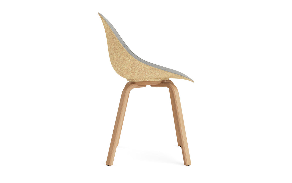 Mat Stuhl Frontpolster Hanffasern Buchenholz in Remix 133 präsentiert im Onlineshop von KAQTU Design AG. Stuhl ist von Normann Copenhagen