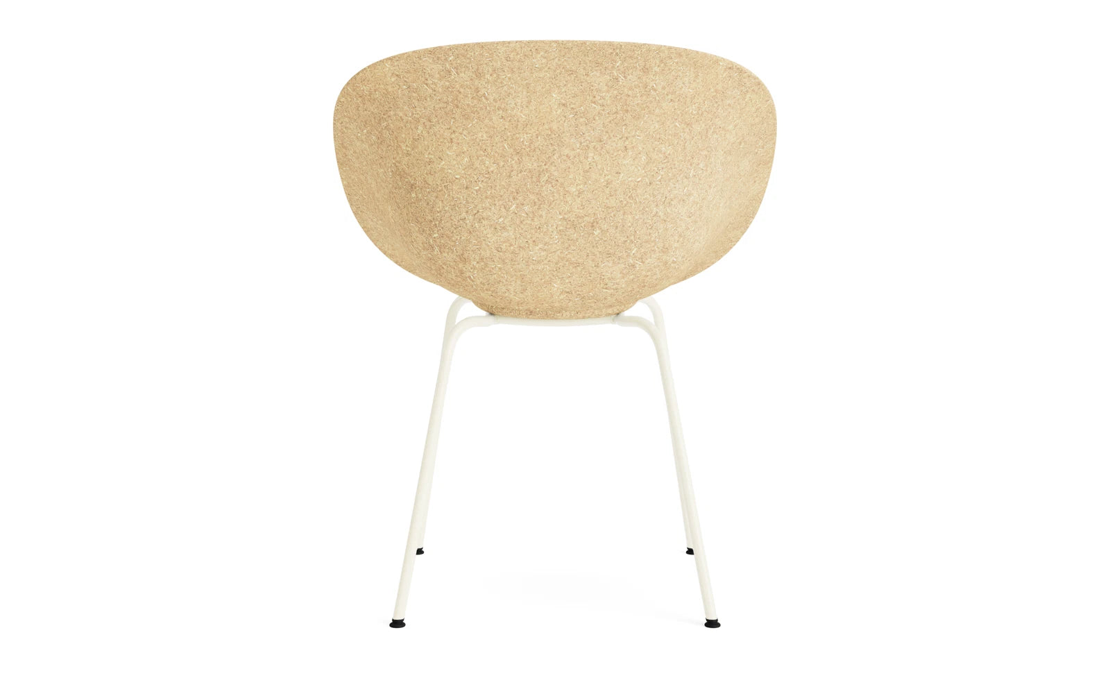 Erleben Sie den Mat Lehnstuhl von Normann Copenhagen: Umweltfreundliche Hanffasern, stilvolle Creme-Polsterung und langlebiges Stahlgestell für modernes Wohnen.