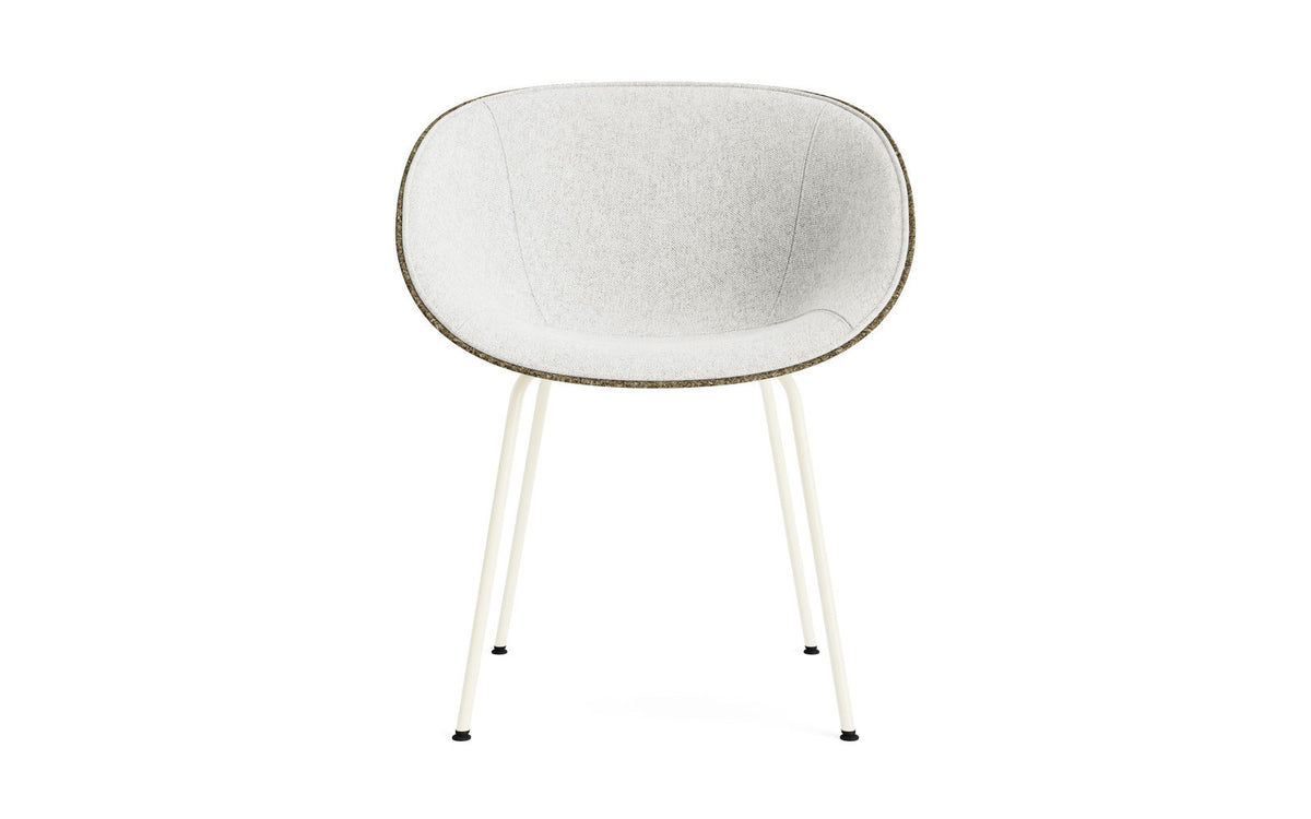 Mat Lehnstuhl polster Seegras Creme stahl in Hallingdal 110 präsentiert im Onlineshop von KAQTU Design AG. Stuhl mit Armlehne ist von Normann Copenhagen