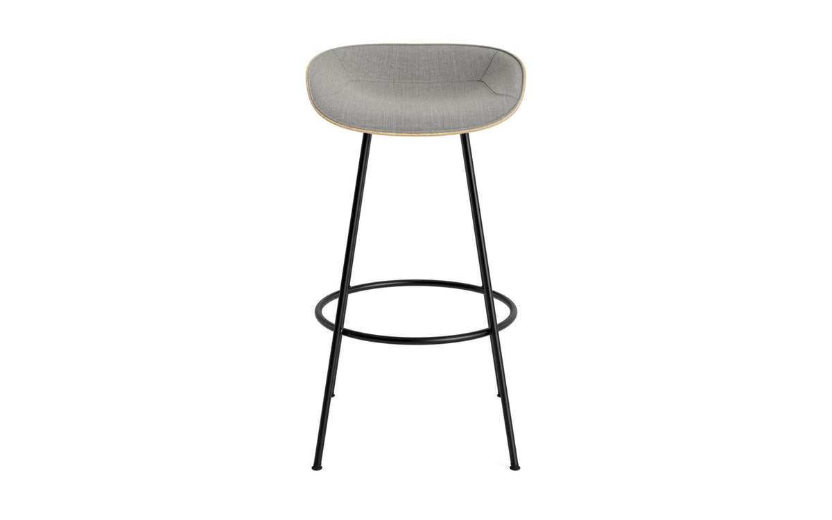 Mat Barstuhl 75 cm Frontpolster Hanffasern schwarzes Stahl in Remix 133 präsentiert im Onlineshop von KAQTU Design AG. Barstuhl ist von Normann Copenhagen