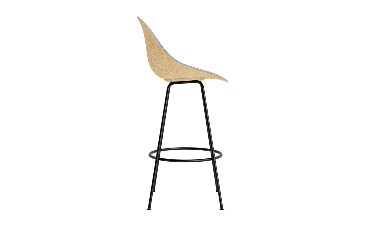 Mat Barstuhl 75 cm Frontpolster Hanffasern schwarzes Stahl in Remix 133 präsentiert im Onlineshop von KAQTU Design AG. Barstuhl ist von Normann Copenhagen
