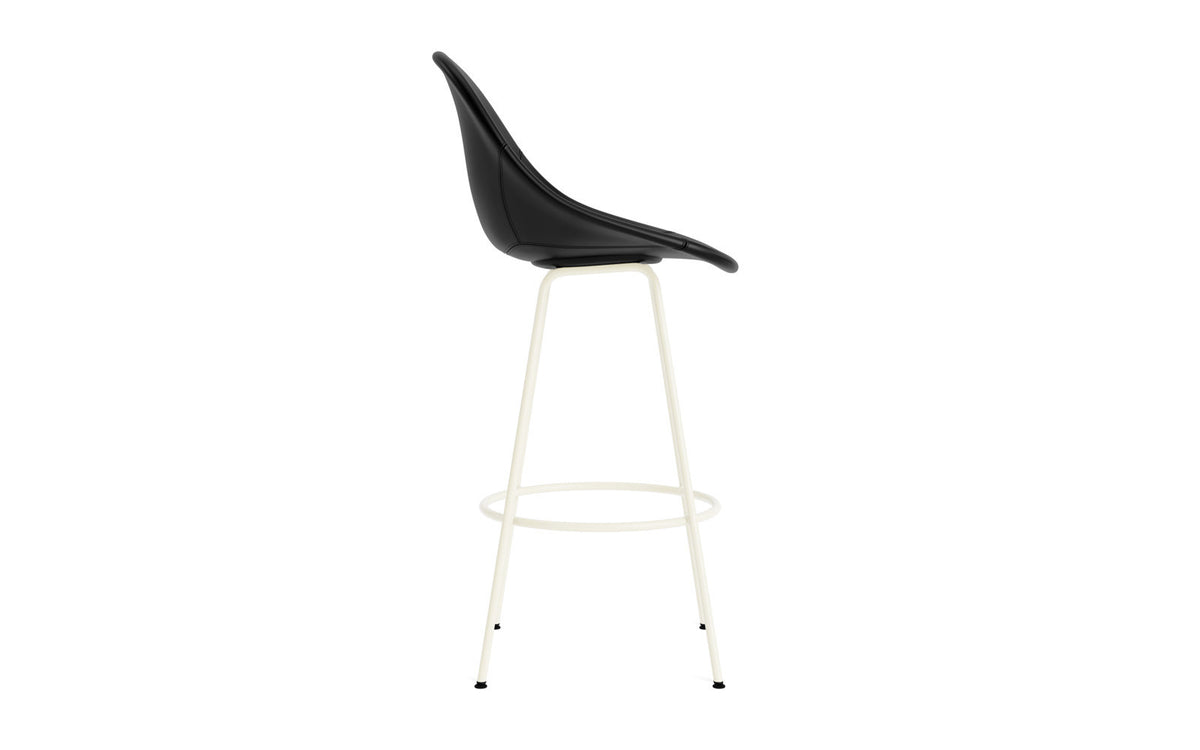 Mat Barstuhl 75 cm vollpolster creme Stahl in Ultra 41599 präsentiert im Onlineshop von KAQTU Design AG. Barstuhl ist von Normann Copenhagen