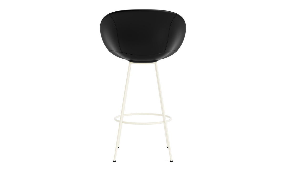 Mat Barstuhl mit Armlehne 75 cm vollpolster creme Stahl in Ultra 41599 präsentiert im Onlineshop von KAQTU Design AG. Barstuhl ist von Normann Copenhagen