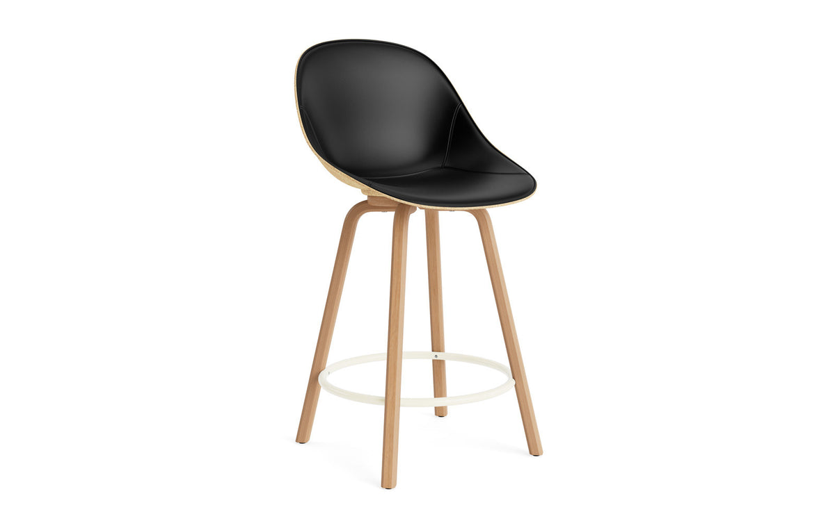 Mat Barstuhl 65 cm Frontpolster Hanffasern Buchenholz/creme in Ultra 41599 präsentiert im Onlineshop von KAQTU Design AG. Barstuhl ist von Normann Copenhagen