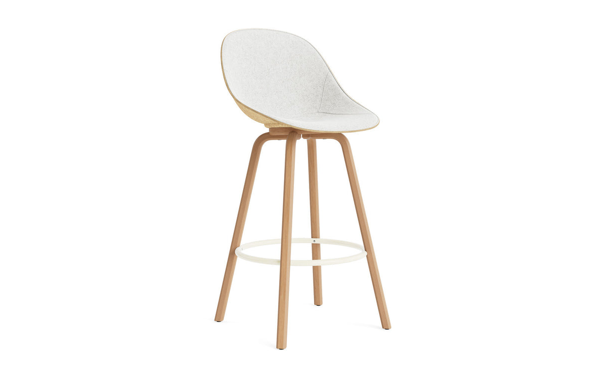 Mat Barstuhl 75 cm Frontpolster Hanffasern Buchenholz/creme in Hallingdal 110 präsentiert im Onlineshop von KAQTU Design AG. Barstuhl ist von Normann Copenhagen