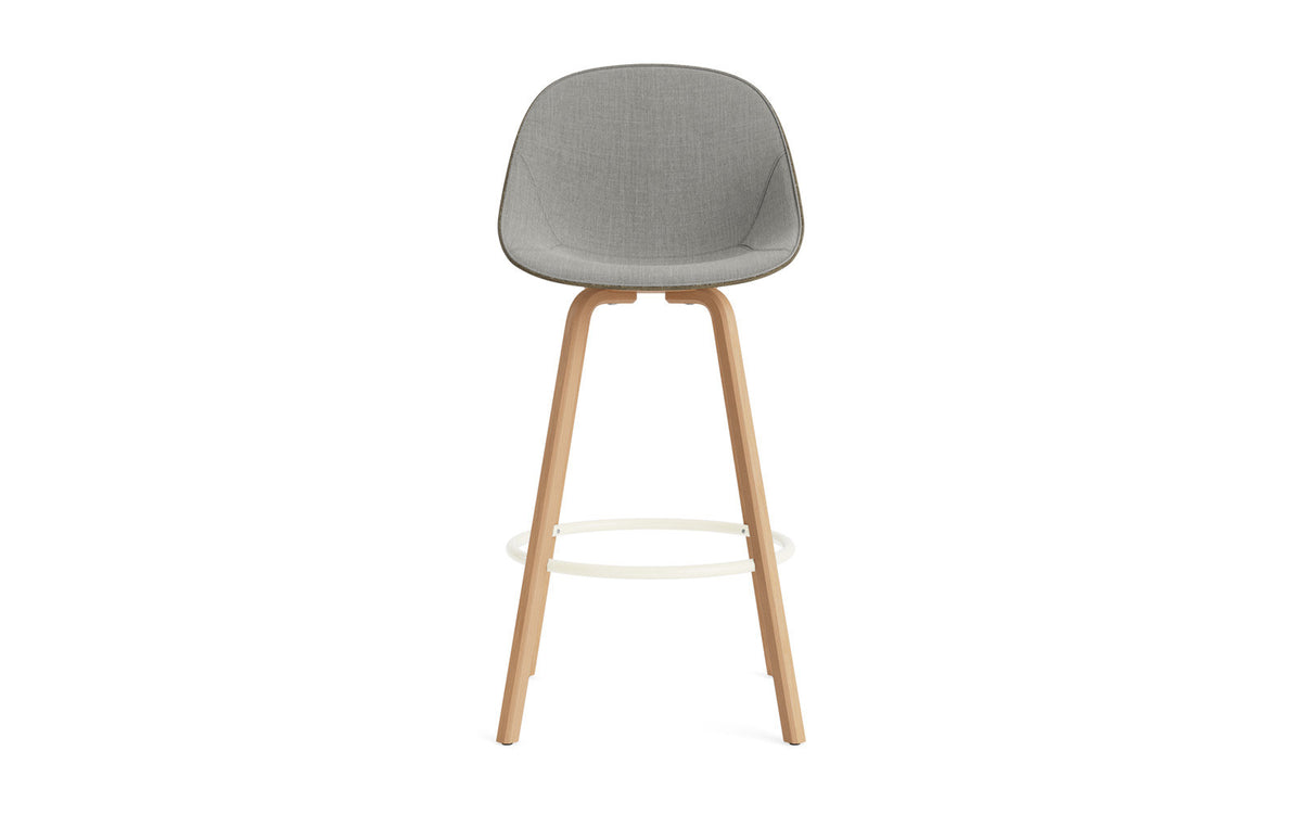 Mat Barstuhl 75 cm Frontpolster Seegras Buchenholz/creme in Remix 133 präsentiert im Onlineshop von KAQTU Design AG. Barstuhl ist von Normann Copenhagen