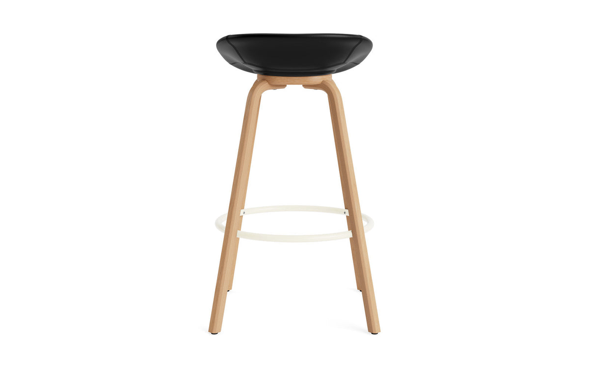 Mat Barstuhl 75 cm vollpolster Buchenholz/creme in Ultra 41599 präsentiert im Onlineshop von KAQTU Design AG. Barstuhl ist von Normann Copenhagen