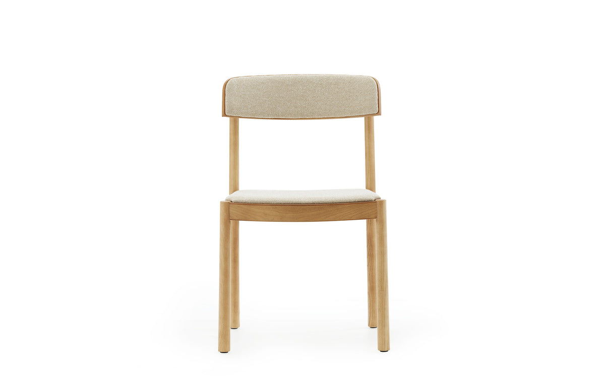 Timb Stuhl Upholstery in Tan / Hallingdal 220 präsentiert im Onlineshop von KAQTU Design AG. Stuhl ist von Normann Copenhagen