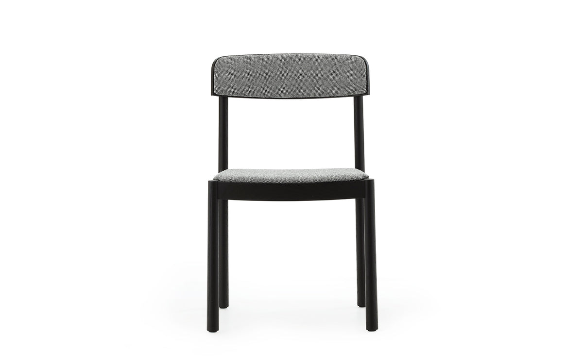 Timb Stuhl Upholstery in Black / Hallingdal 166 präsentiert im Onlineshop von KAQTU Design AG. Stuhl ist von Normann Copenhagen