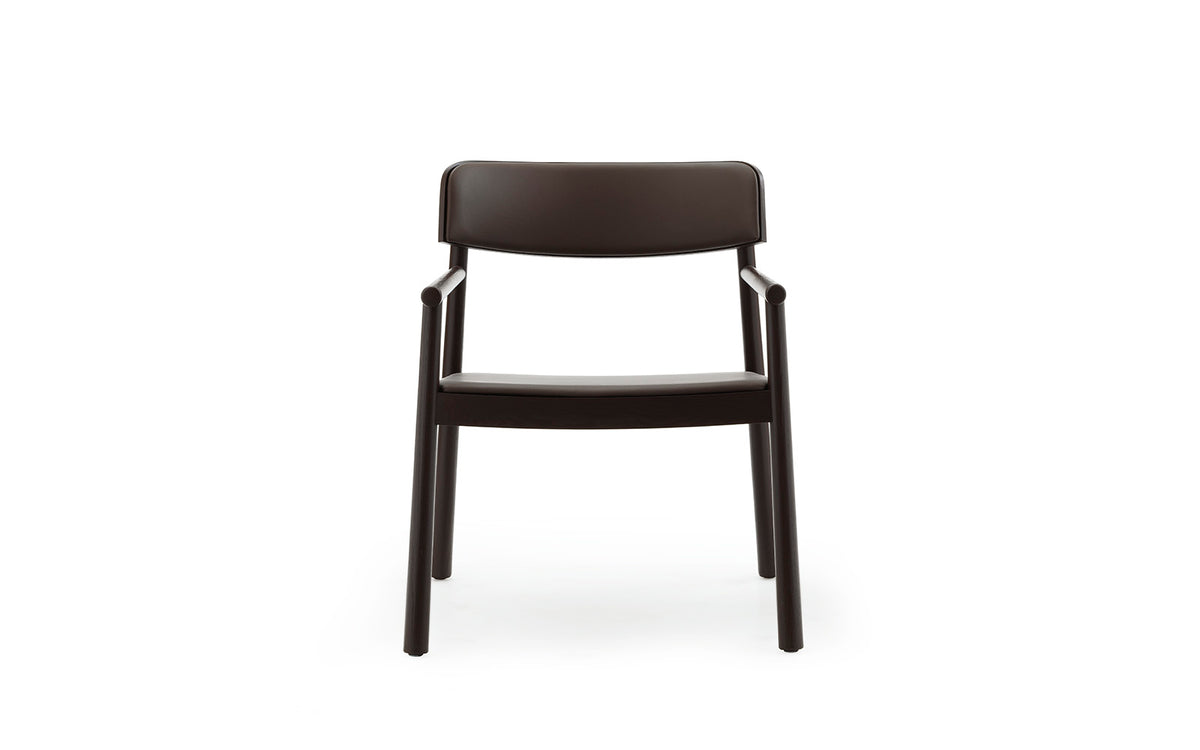Timb Loungesessel Upholstery in Brown / Ultra Leather -Chocolate präsentiert im Onlineshop von KAQTU Design AG. Sessel ist von Normann Copenhagen