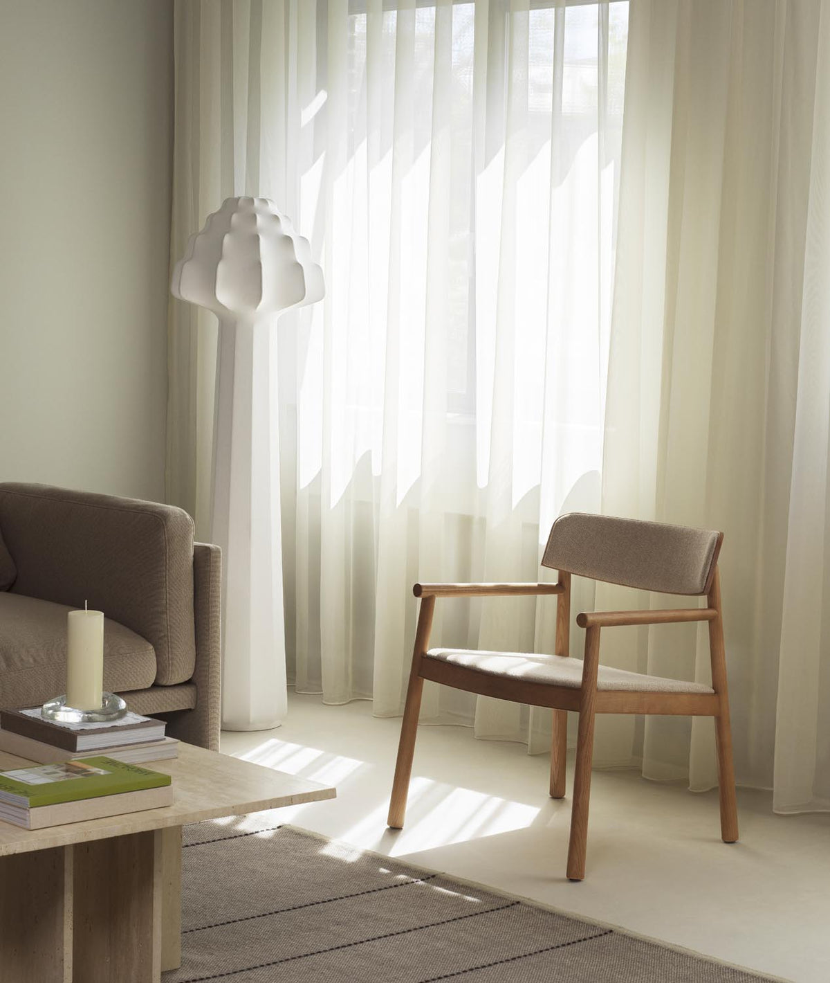 Timb Loungesessel Upholstery in Tan / Hallingdal 220 präsentiert im Onlineshop von KAQTU Design AG. Sessel ist von Normann Copenhagen