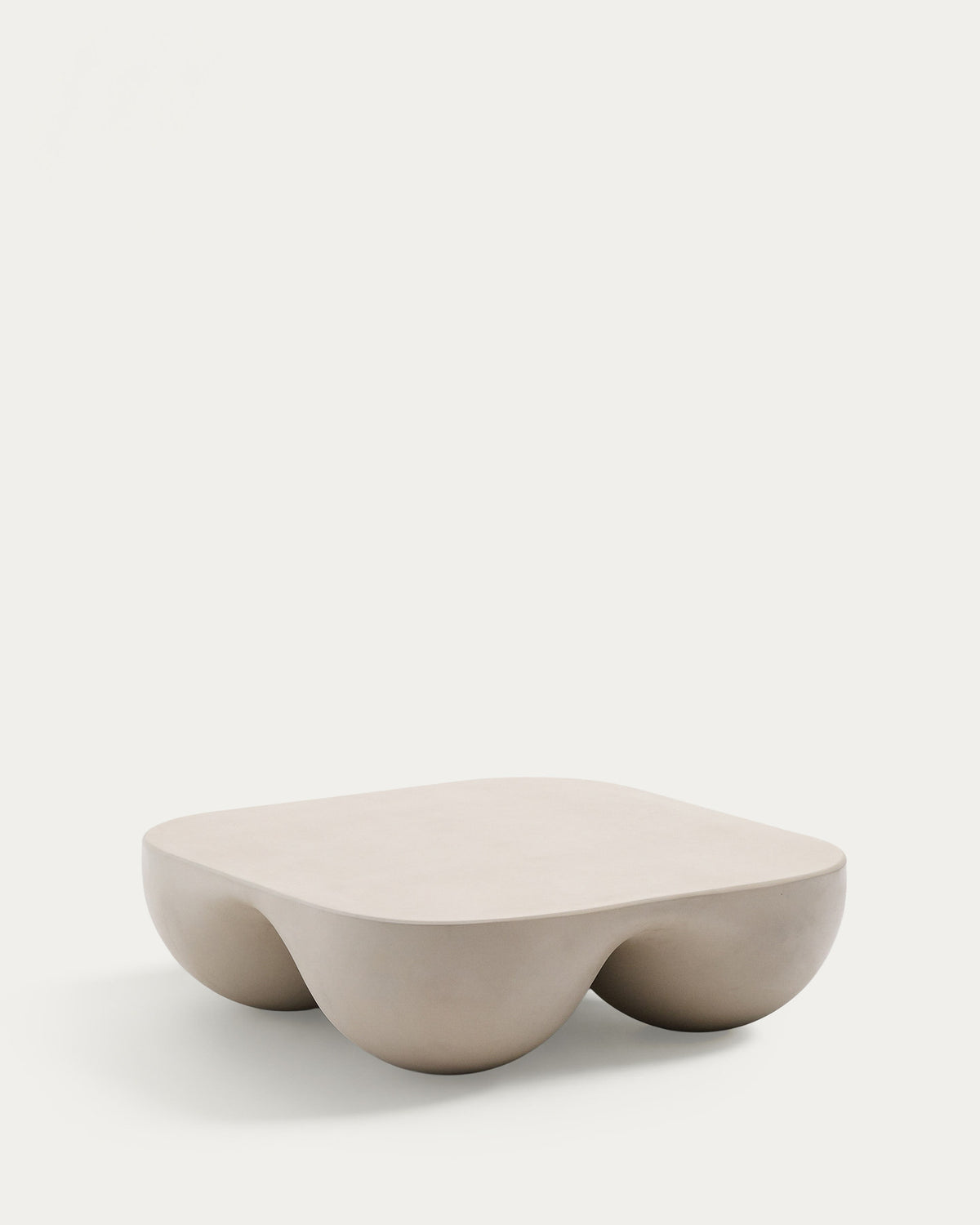 Couchtisch Colba aus polystone 100 x 100 cm in Hellgrau, Beige präsentiert im Onlineshop von KAQTU Design AG. Loungetisch ist von Kave Home
