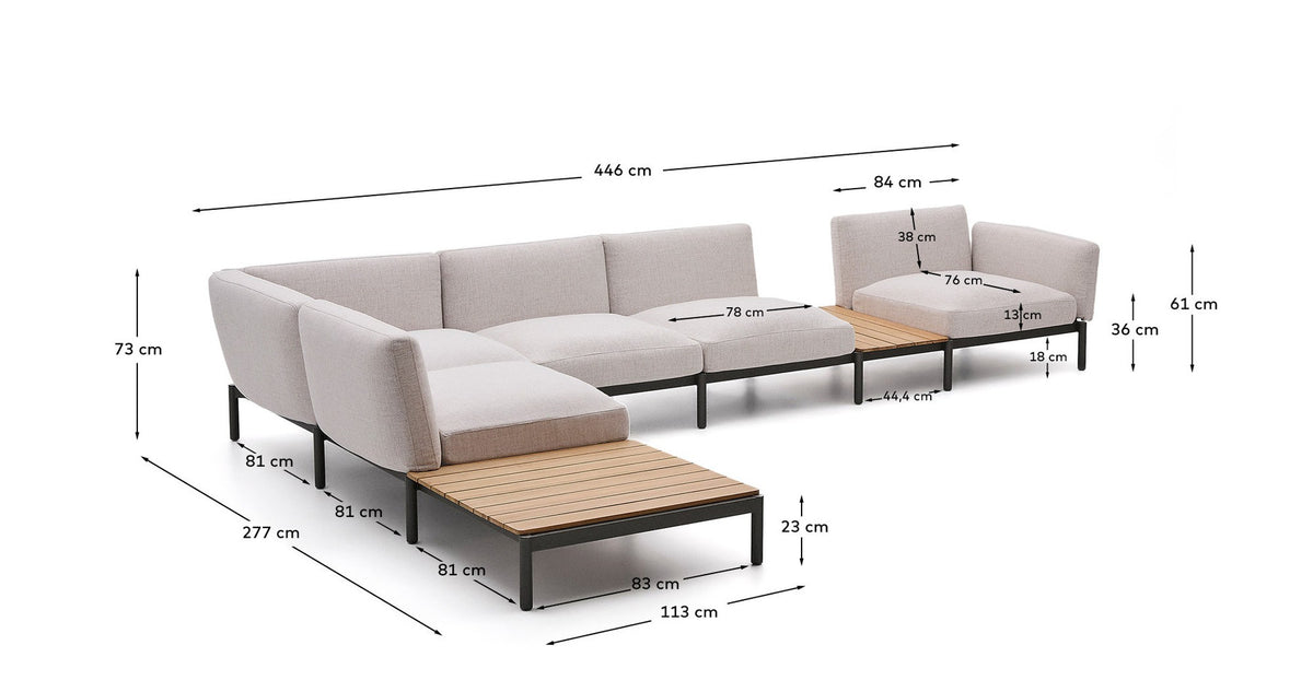Modulares Outdoor-Ecksofa Sorells 5-Sitzer beige Polsterung graues Aluminium mit Teak-Tischen 277 x 446 cm FSC 100 % in Beige, Graphit präsentiert im Onlineshop von KAQTU Design AG. Loungeset ist von Kave Home