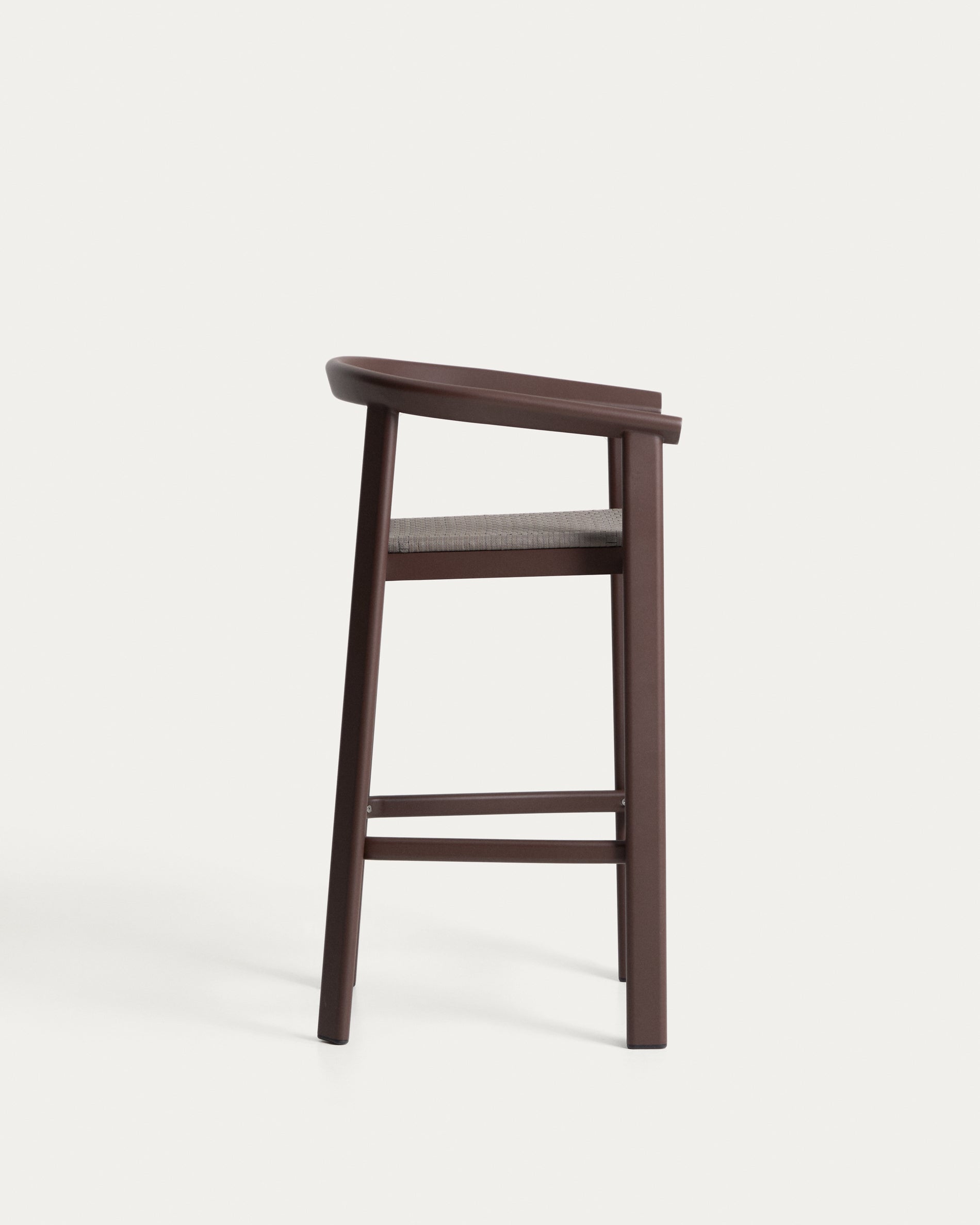 Moderner Outdoor-Hocker Erice, gefertigt aus langlebigem Aluminium und braunem Seil, 75 cm hoch, perfekt für Garten und Terrasse.